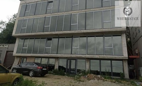 Продаж комерційного приміщення по вул. Морозенка