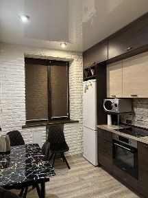 Продаж квартири 2к. Сталінка. Філатова. Пл. Артема, Харцизька