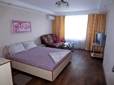 квартира подобово, центр, бульвар Шевченка/вул. Небесної Сотні