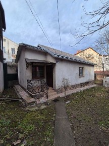 Продається будинковолодіння вул. Вокзальна (колишня вул. Гагаріна)