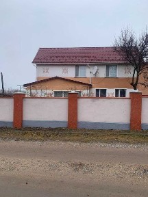(8) Продається будинок з ділянкою вм. Липовець 1200