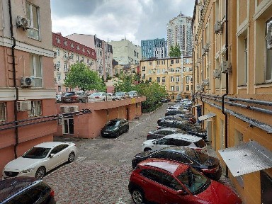 Киев, Глубочицкая ул., 40