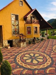 Велятино. Термальні води. Оренда житла.