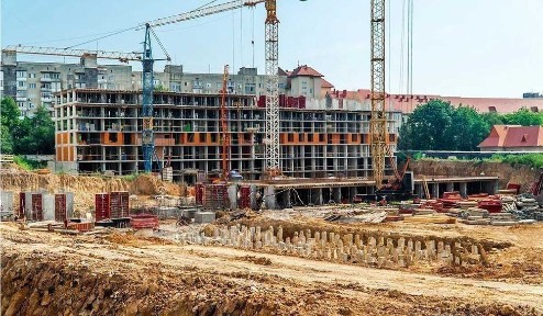 1 кім. кв. з виглядом на місто та гори