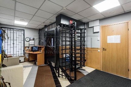 Продаж / Офіс / Подільський / Воздвиженська / 1005 м2