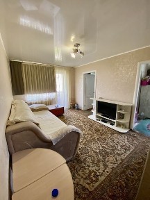 Продам 3-кімнатну квартиру на Ювілейній