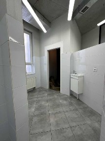 Оренда приміщення, пр. Червоної Калини35В, верх Шувар