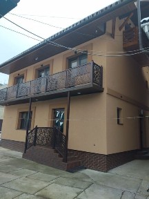 Подобова оренда кімнат у садиби курорту Поляна Закарпатської області