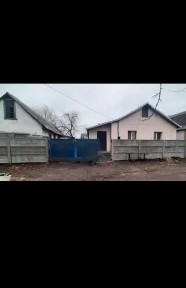 Продаж будинку з ділянкою 15 соток