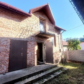 Продаж Особняк вул Бальзака кут Липинського