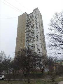 Київ, Святошинський, Ірпінська 68