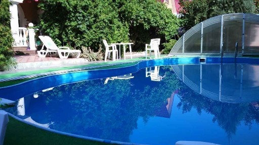 Киевская обл., Киево-Святошинский район, с. Софиевская Борщаговка, Травневая ул.