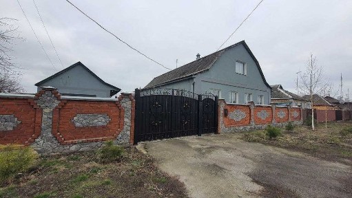 Продам добротный дом п. Лиман Змиевской район