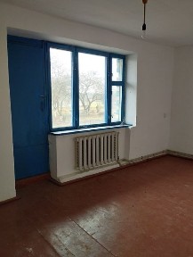 Продам 2 кім. Квартиру в цегляному будинку