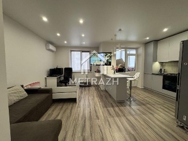 Продам Сучасну квартиру з якісним ремонтом ЖК <a href='/newbuilding/6524/view/zk-sadi-visnevi'>Сади Вишневі</a> Вигідно