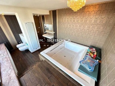 285м² ЖК Бригадный двухъярусная квартира <a href='/newbuilding/858/view/zk-panorama'>Панорама</a> Башни Нагорка