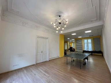 Оренда офісу по вул. Саксаганського (152 м. кв. ).