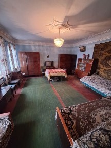 Продаж частини будинку