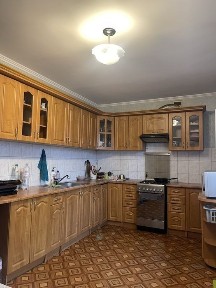 Продається 3-кімнатна квартира в Пасічні