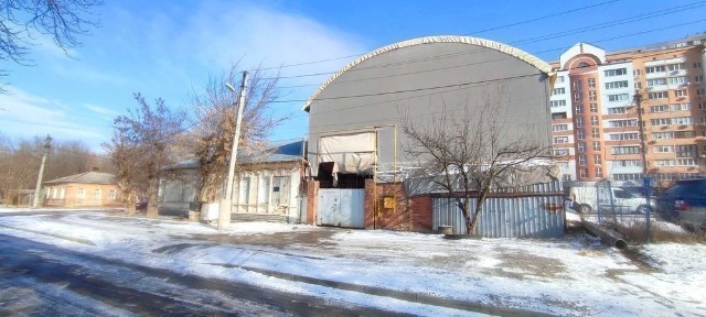 Офісно - складський комплекс в Центрі міста