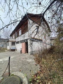 Продам будинок та велику земельну ділянку