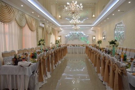 Продається комерційна нерухомість в центральній частині міста.