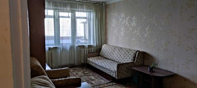 Продам 2к. квартиру + кладовка г. Терновка, Павлоградский район