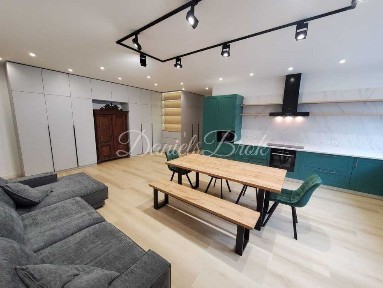 Аренда 4 комнатной Коновальца 44а