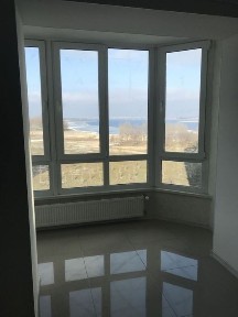 Продаеться 3 кімнатна квартира на Митниці по вул. Жужоми