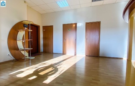 Продаж офісу 143 м², Глінки вул., 1