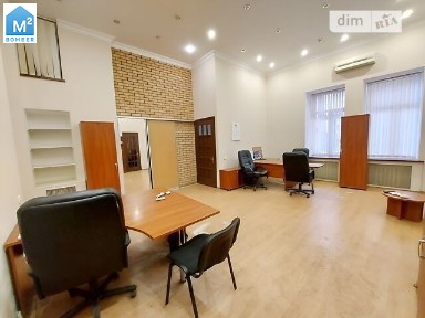 Оренда офісного приміщення на вул. Михайла Грушевського 16, приміщень - 5, поверх - 1