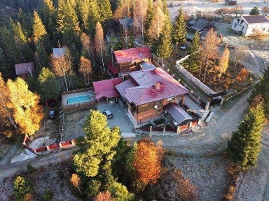 Продаж готельного комплексу в Карпатах с. Микуличин