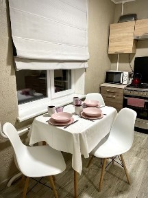 3к. Люкс на Бородинському. Правий, 9 лік. Подобово, погодинно