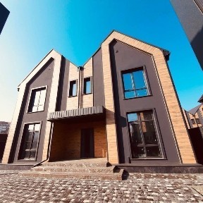 VIP будинок в центре города! Закрытый комплекс на 4 эксклюзивных дома!