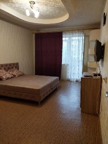 1 ком кв. 11мкр. Левый берег.