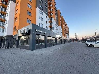 Фасадне приміщення по вул. Смілянська, ЖК Андора