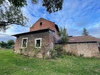 Продається старий автентичний млин 10 км до кордону