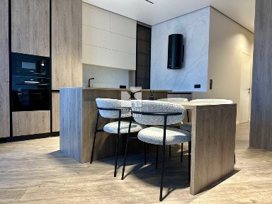 Продам 2-х кім квартиру в ЖК Residents Park з дизайнерським ремонтом!