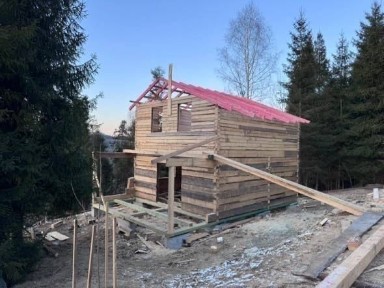 Продаж каркасу будинку з брусу 90 кв. м у Карпатах