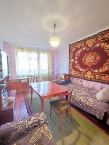 Продаж 2-х кім. квартири на 17 кв вул. С. Колачевського