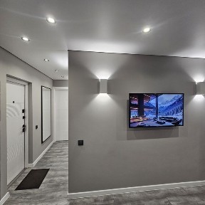 Двокімнатна квартира в центрі міста з дизайнерським ремонтом