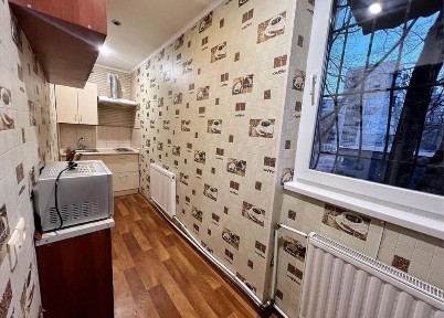 3я Слобідська/Потьомкінська 1к крупна квартира на 1 поверсі з 9