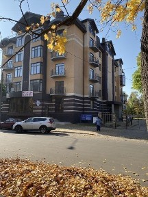 180 кв. м. Центр, автономка, паркинг