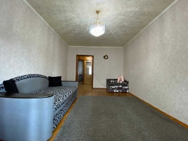 Продам 3-к кв по Донецкому шоссе, ж/м Фрунзенский, район Варуса