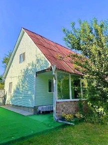 Продаю свій будинок в мальовничому селі Андріївка.