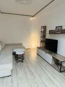 Продам 2-кімнатну квартиру 58 м²