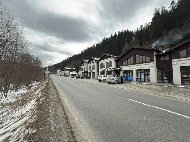 Продається комерційний об'єкт у Татарові - ідеальна інвестиція!