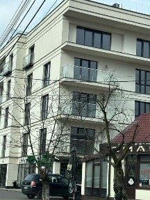 Продам квартиру м. Хуст напроти парка