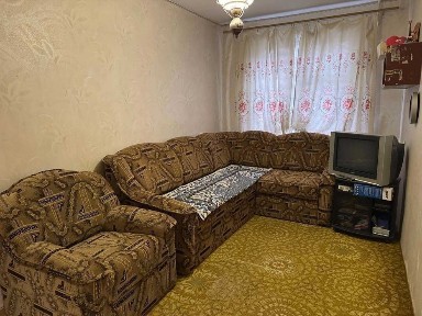 Продаю 3 комнатную квартиру на Колодезной 5 а и1