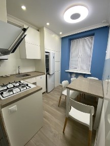 Продам большую шестикомнамную квартиру ж/м Приднепровск